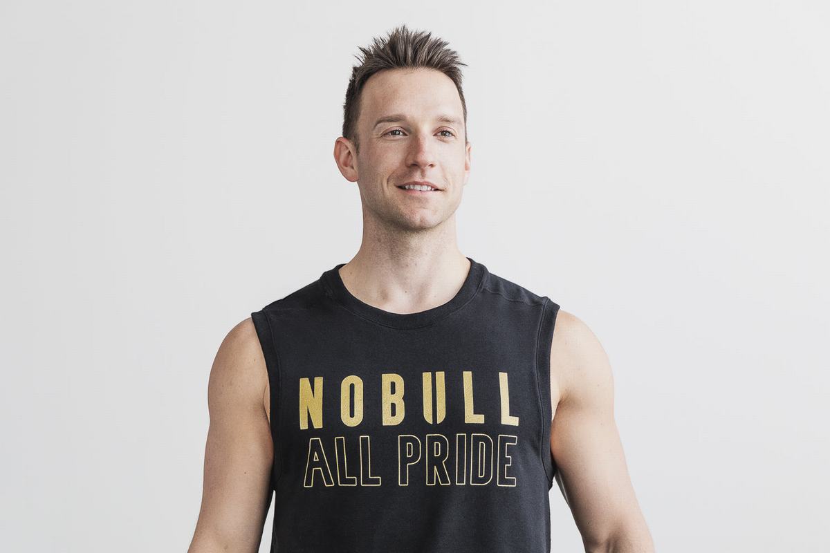 Nobull Sleeveless Crew Pride Men\'s Sweatshirts Black Gold | Australia (BO0917)